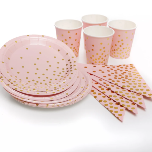 Platos o vasos lisos rosa con lunares