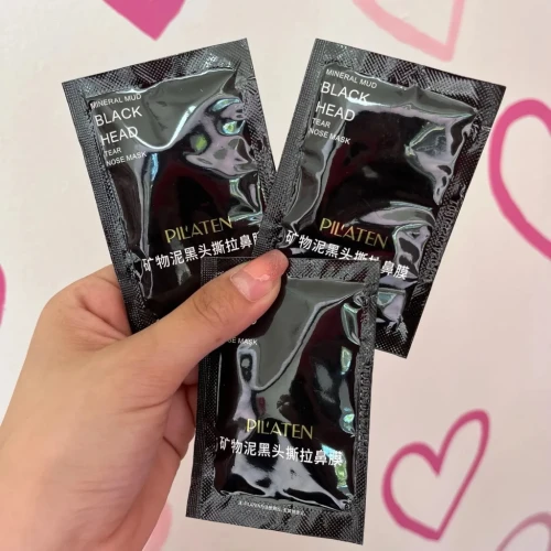 Mascara puntos negros