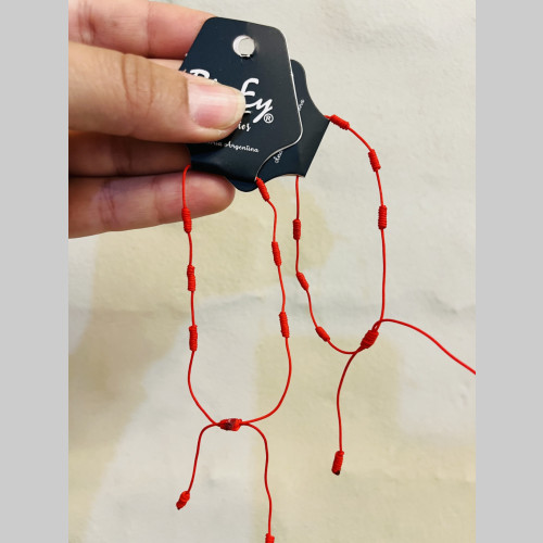 Pulsera roja 7 nudos ajustable