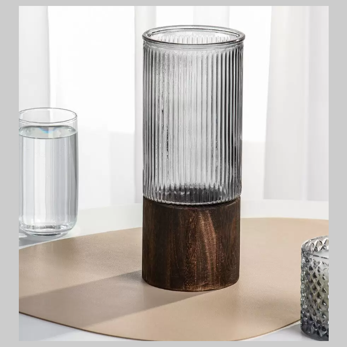 Florero vidrio base madera chico