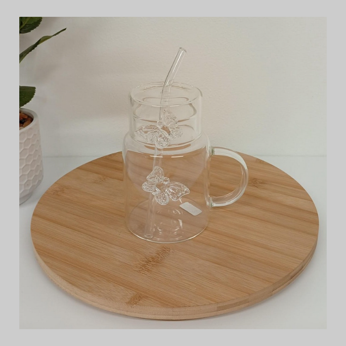 Taza vidrio mariposa con sorbete