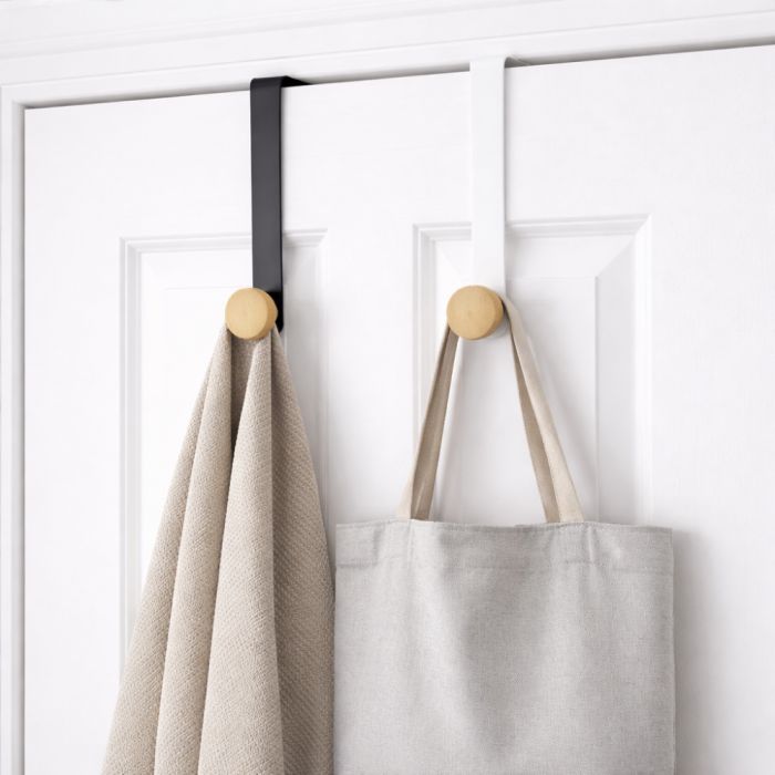 Gancho para puerta metal